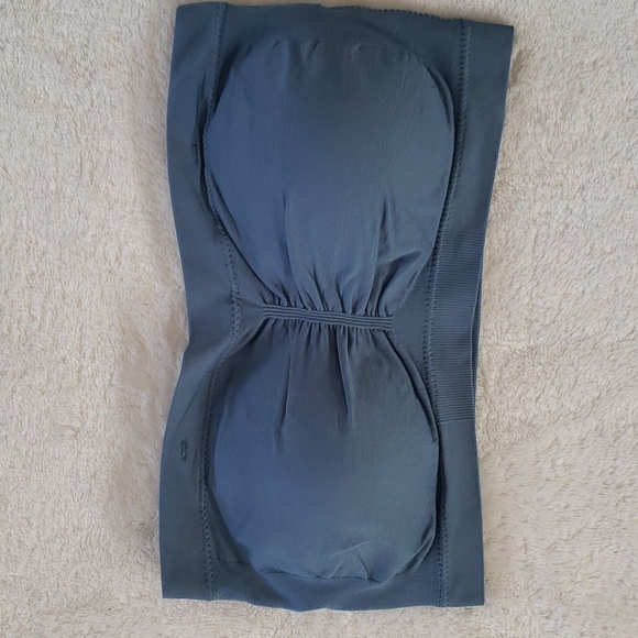 Zenana Outfitters Other - Zenana Outfitters Padded Strapless Bra